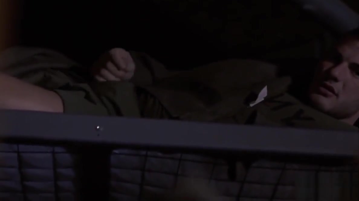 Military twink Bellamy Bradley has hardcore anal threesoem