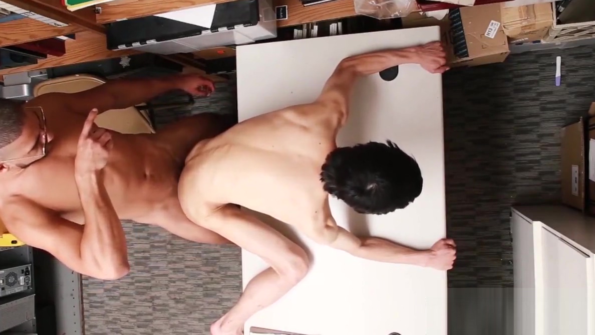 Twink suspect gets bareback screwed by a horny officer
