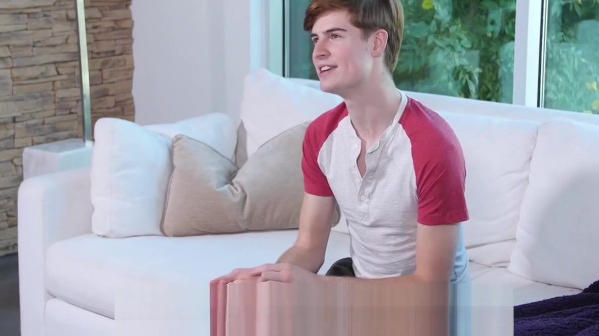 GayCastings Newcomer Travis Berkley fucked by casting agent