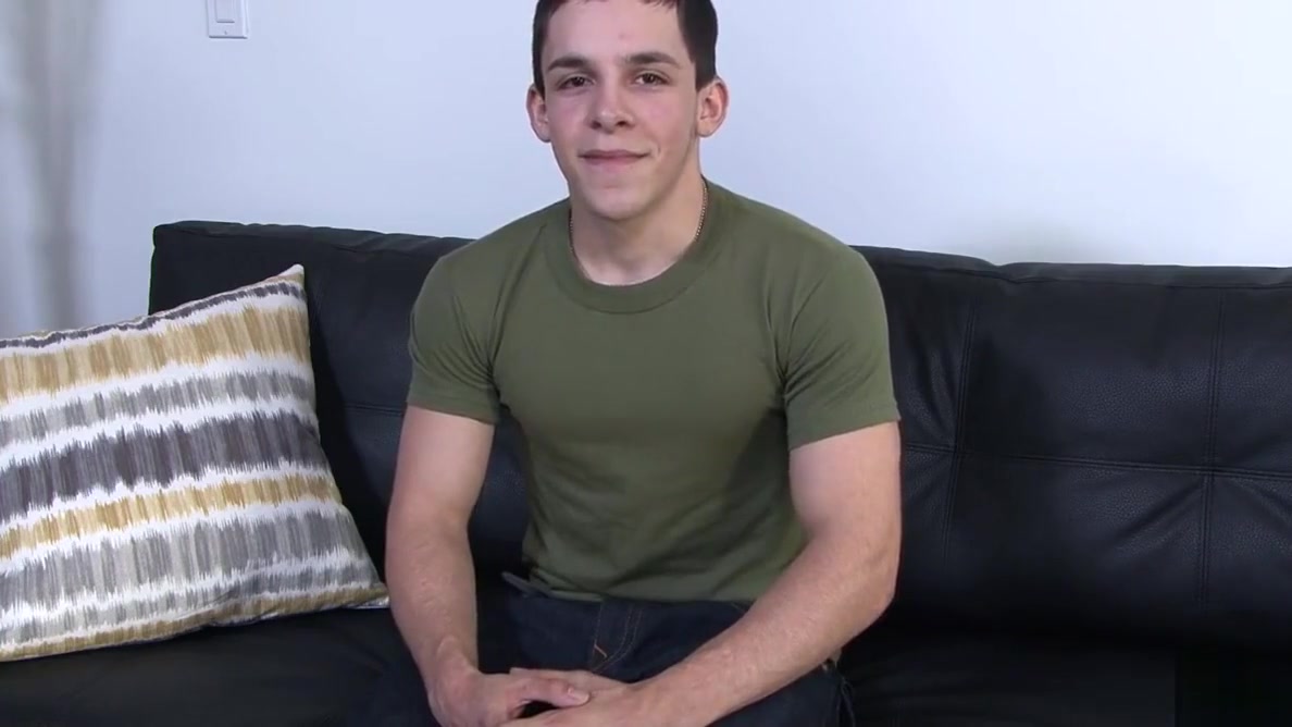 ActiveDuty Straight 19yo Army Guy Jerks His Big Dick