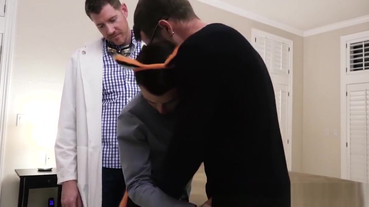Little twink barebacked and spitroasted in taboo threesome