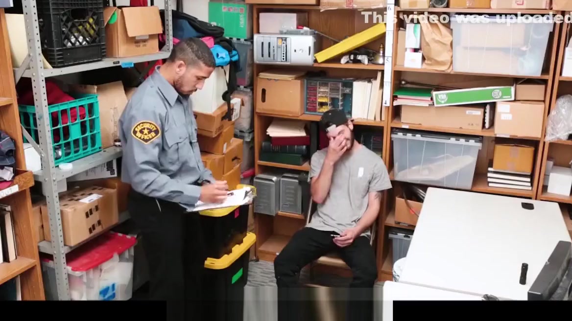YoungPerps - Guard Punishes Shoplifter