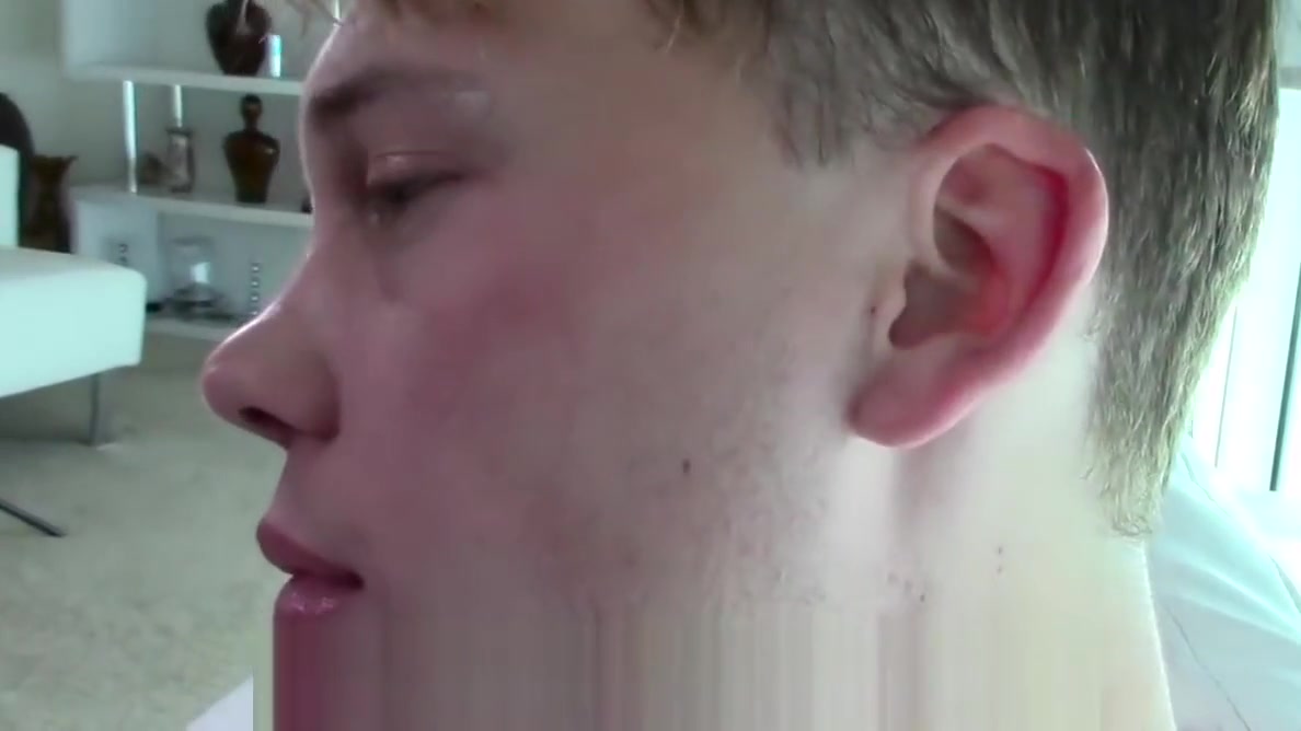 GayCastings Newbie Parker Michaels fucked by casting agent