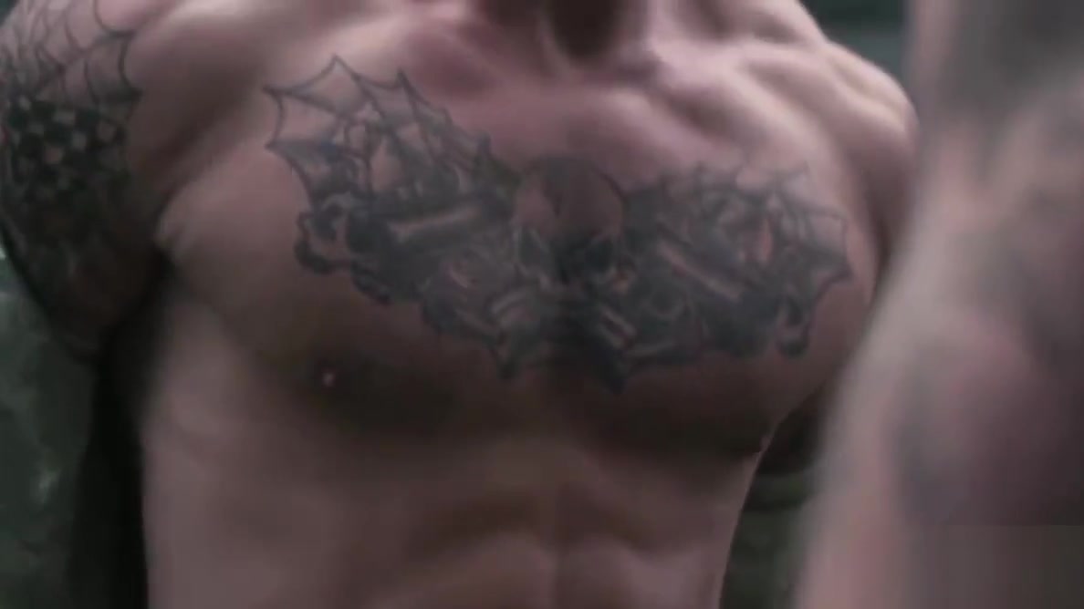 Big dicked Kit Cohen plows hot military twink Ryan Bones