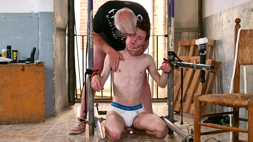 Servicing His Hard Master - 1 - Jesse Murphy & Sebastian Kane