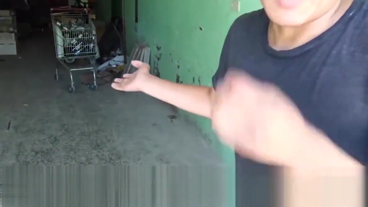 Young straight Latino sucks a big dick and barebacked in POV