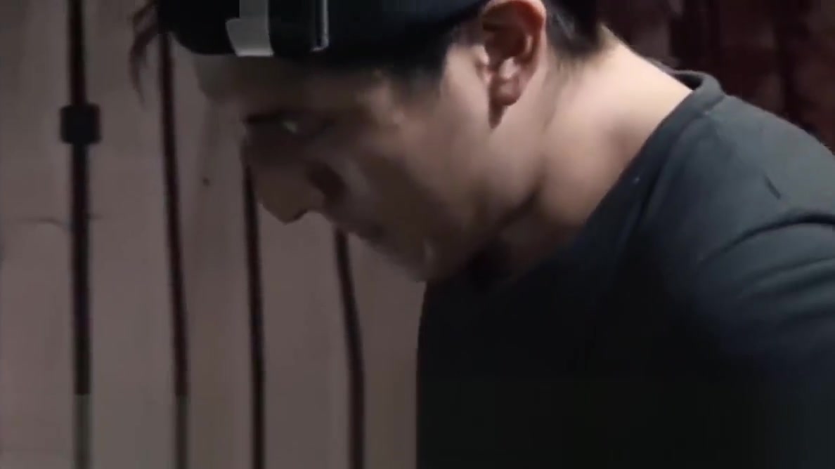 Young straight Latino sucks a big dick and barebacked in POV