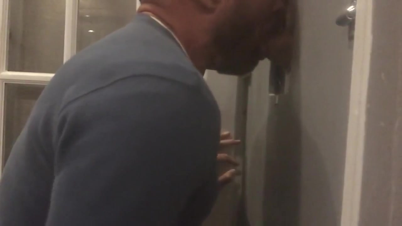 Chub with Fat Cock Texts 215-817-5253 for Philly Glory Hole Sucking