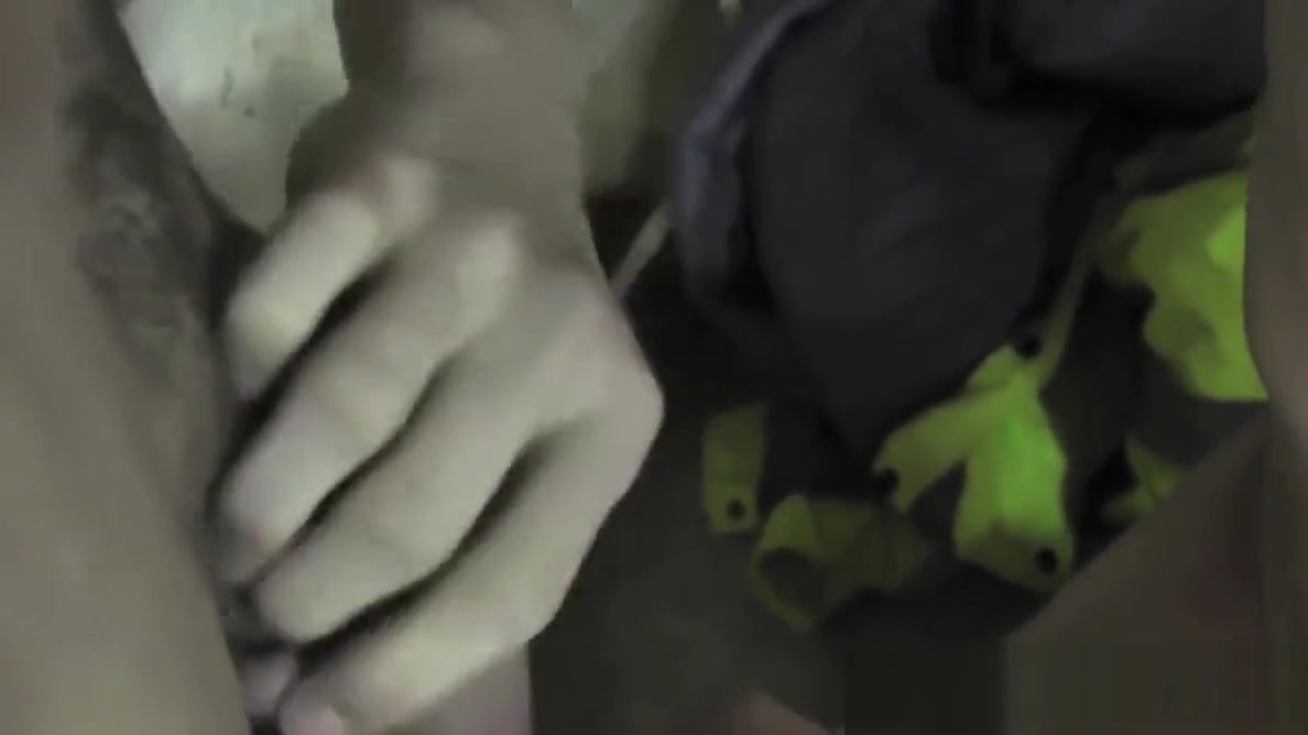 Kinky twinks make a cock munching train at a warehouse