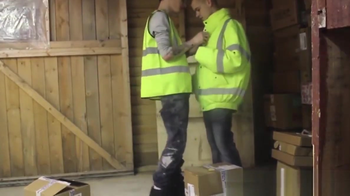 Kinky twinks make a cock munching train at a warehouse