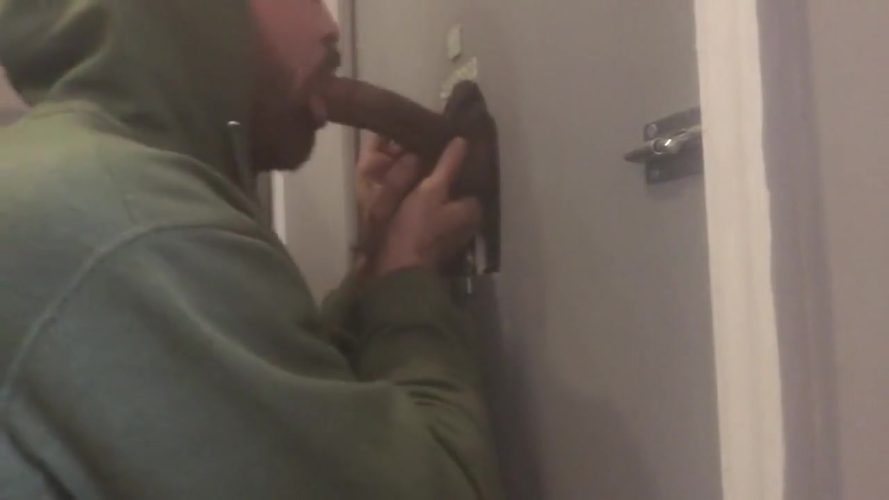 Long Black Cock Texts 215-817-5253 for Deep-Throat at Philly Glory Hole