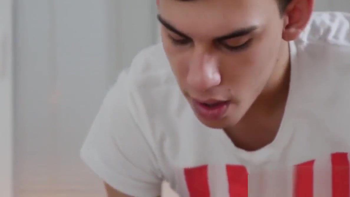 Cute slender twink has bareback sex on the massage table