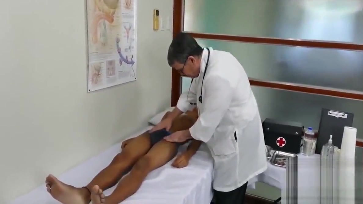 Doctor Step daddy tugs twink before shoving his rod deep inside