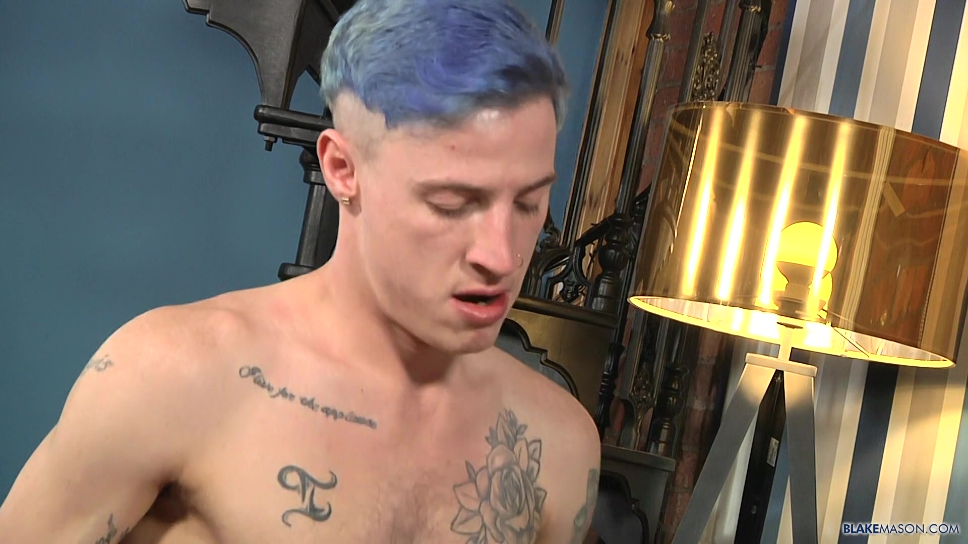 Aaron's Arse Makes James Squirt - James Bennett & Aaron Andrews