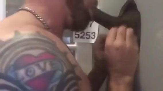 Philly Gloryhole hosts Black Bull 1st Timer
