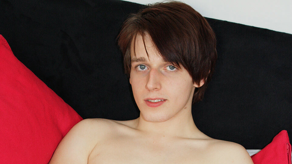 Sean Performs With His Juicy Emo Dick - Sean Taylor