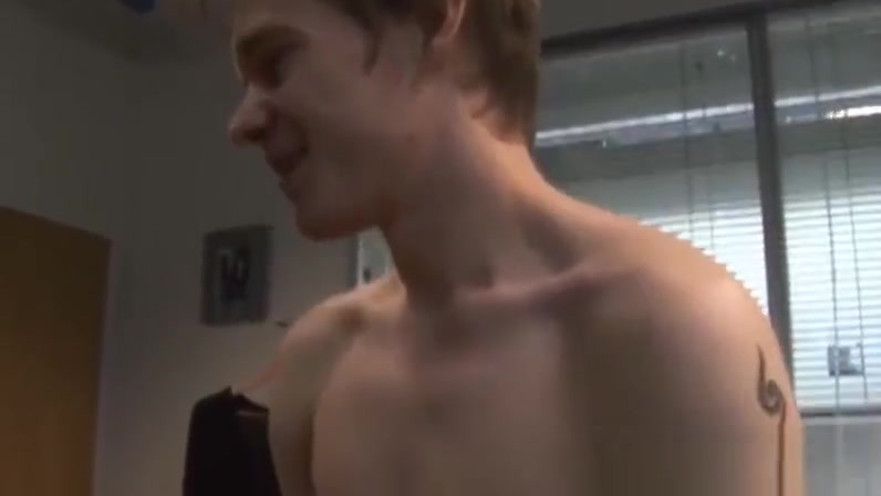 Twink intern has bareback business at boss office