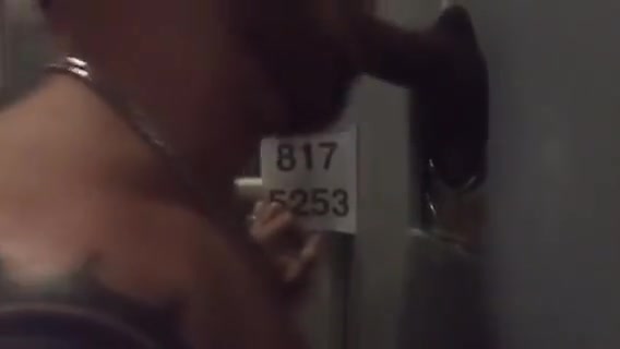 Gloryhole in Philadelphia Services Mushroom Head