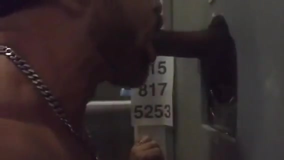 Gloryhole in Philadelphia Services Mushroom Head