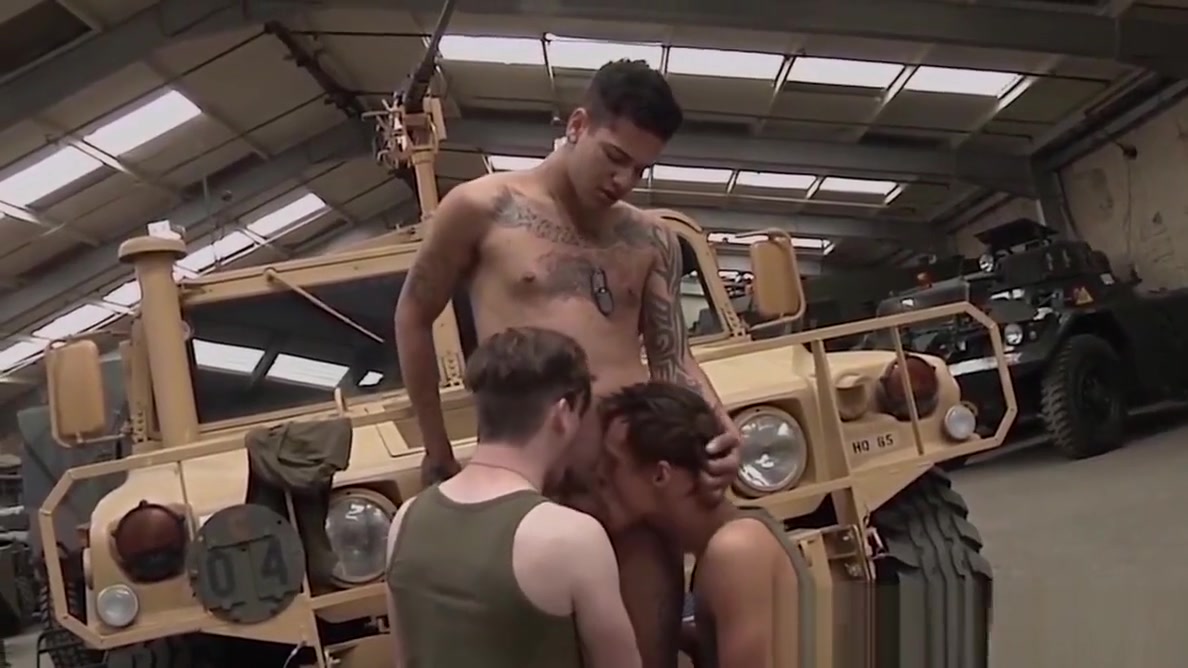 Military twinks spitroast handsome inked sergeant
