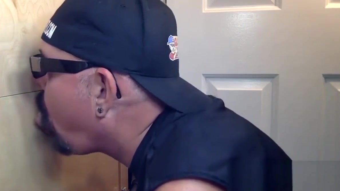 Gloryhole Cum Gushing Blow Job