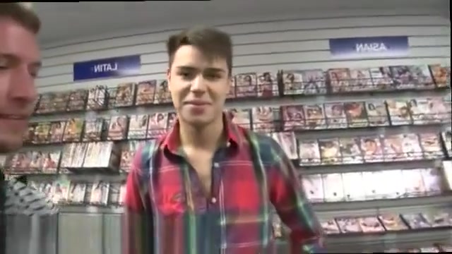 Gay free bdsm porn in this weeks out in public im chilling with my fellow