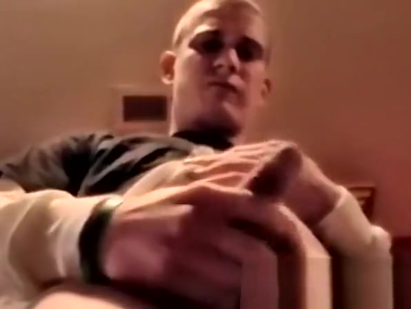 Gay amateur sucks a big fat cock in kinky threesome