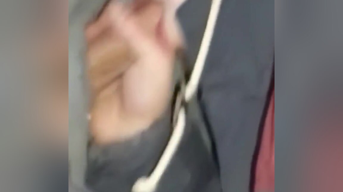 Real Stranger glory hole with Cum shot