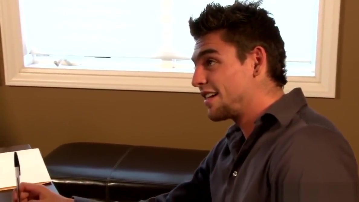 Muscular office hunk cockrides hung colleague