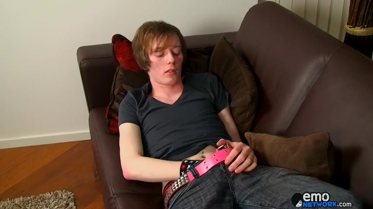 Sean Performs With His Juicy Emo Dick - Sean Taylor