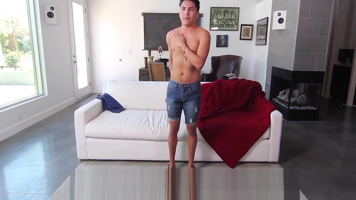 GayCastings Casting agent fucks tight ass Marco Montgomery