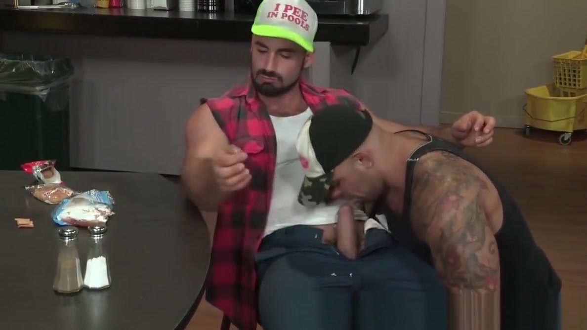 RagingStallion Muscle Hunk Step daddy Analized His Friend In Shop