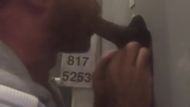 Stud Gives Head Service to Black Dick Traveler at Gloryholes in Philly