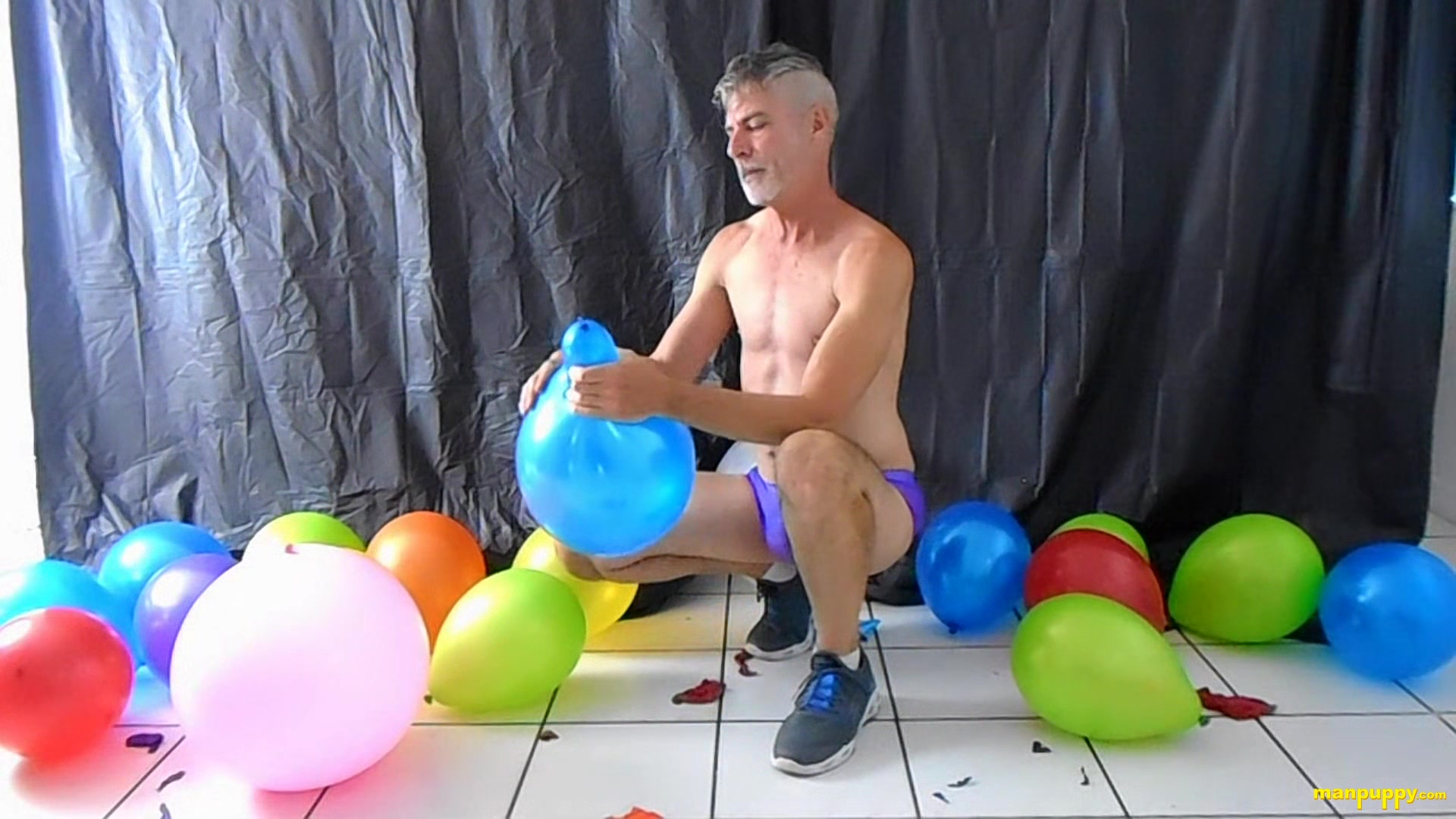 Balloon play with horny gay DILF Richard Lennox