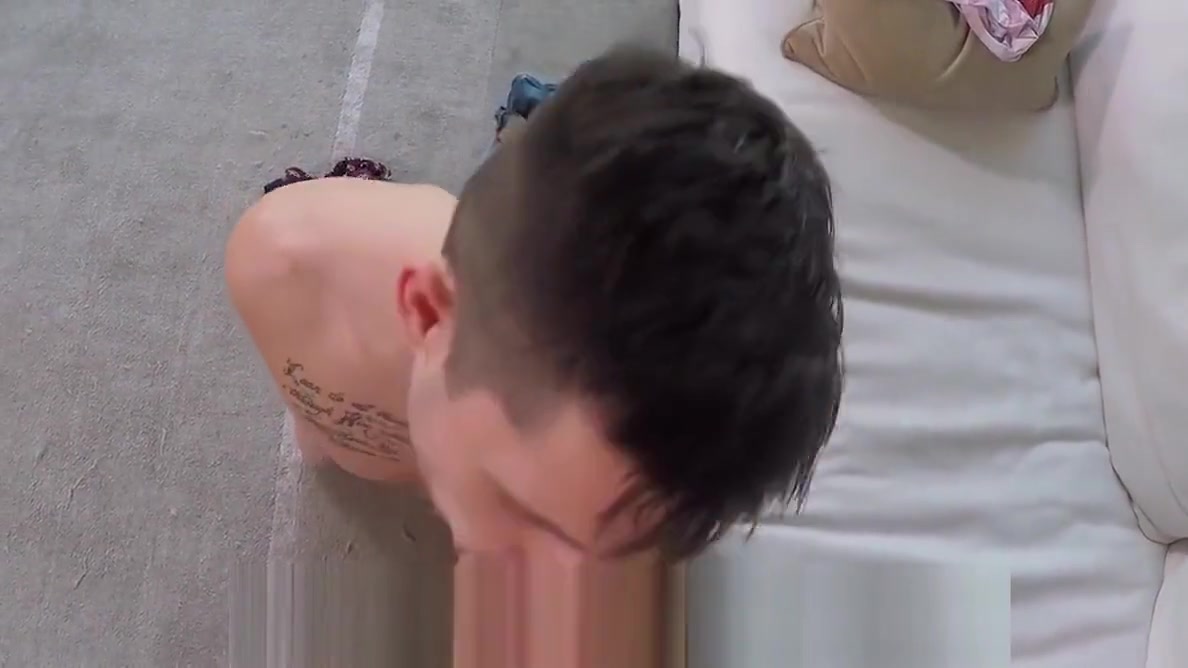 GayCastings Casting agent fucks tight booty Alex Gray