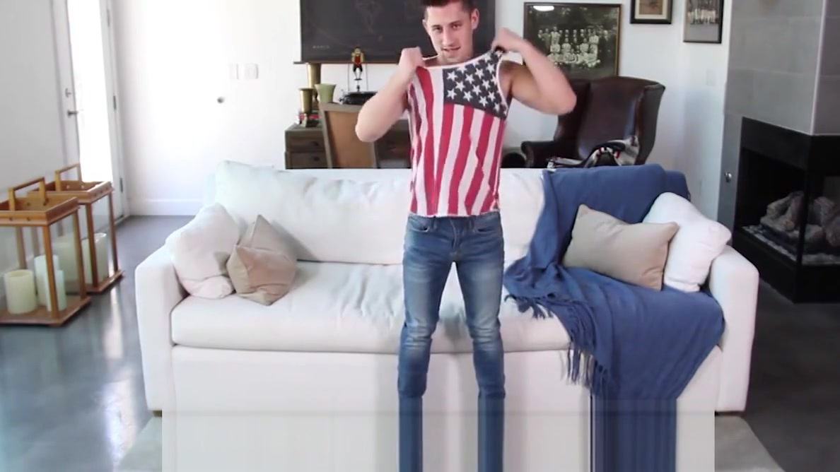 GayCastings Casting agent fucks tight booty Alex Gray