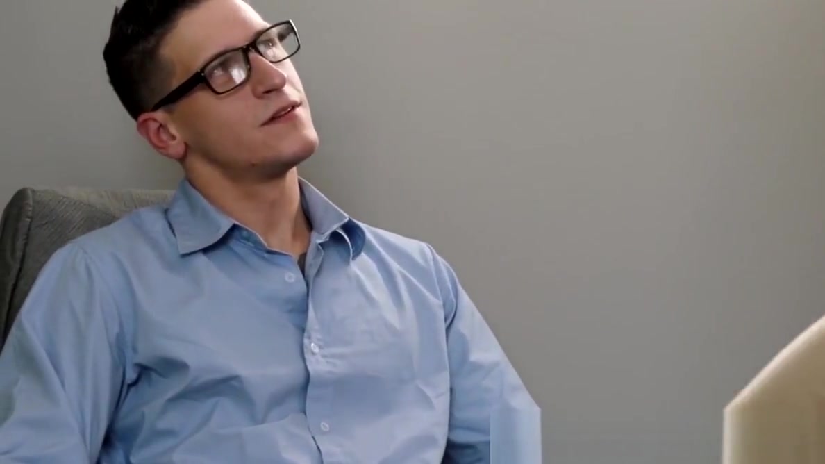 Office jock Dalton Riley fucks muscular homo hard