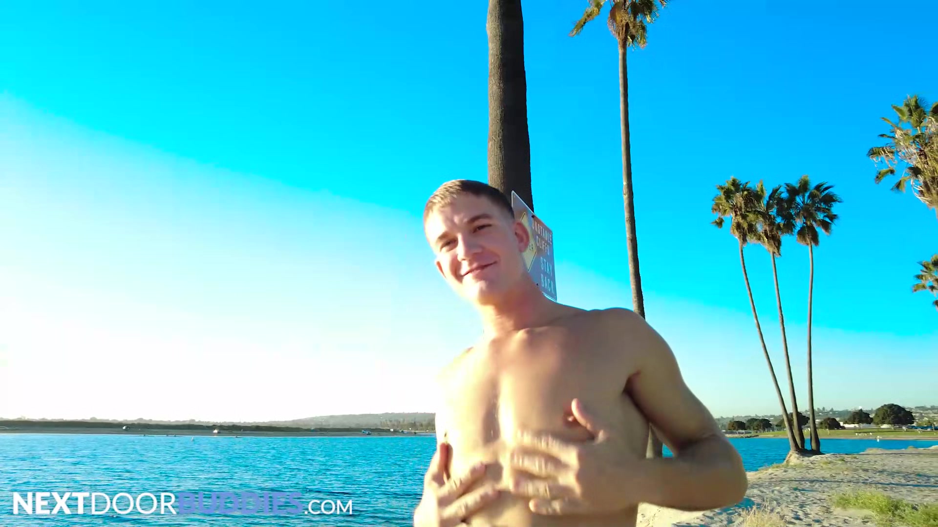 NextDoorBuddies - Hunk Cody Viper Rails Gorgeous Muscle