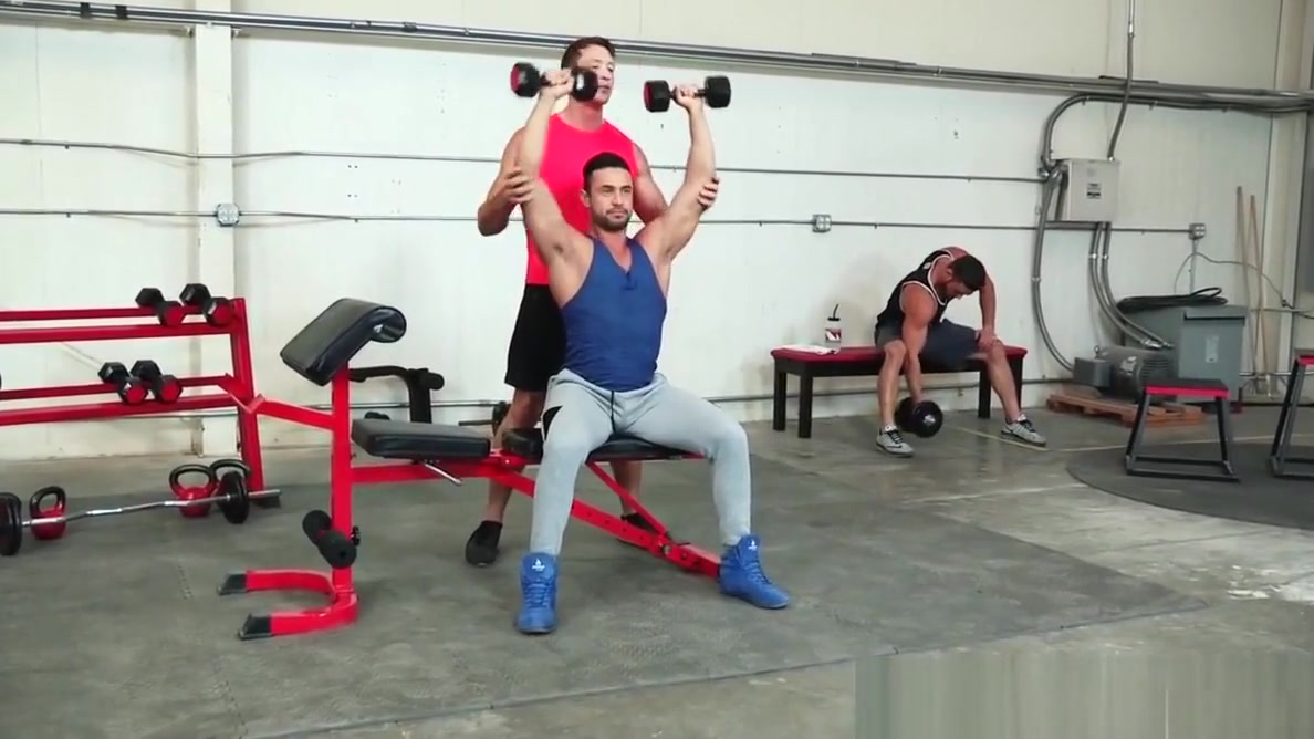 HotHouse Ryan Rose Cumshot For 2 Of His Boys At The Gym