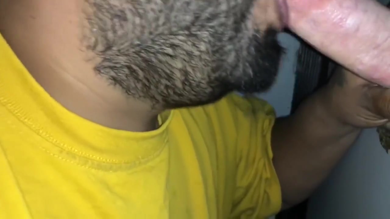 Sucking a nice big white dick at a Gloryhole