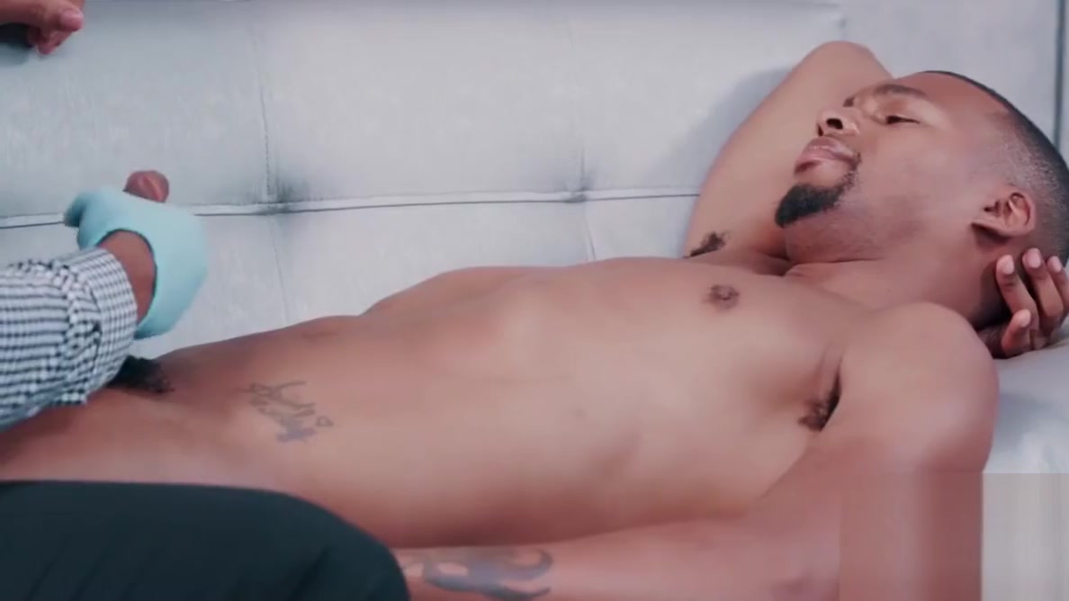 NoirMale Muscle Hunk Big Black Dick Doctor Makes House Calls