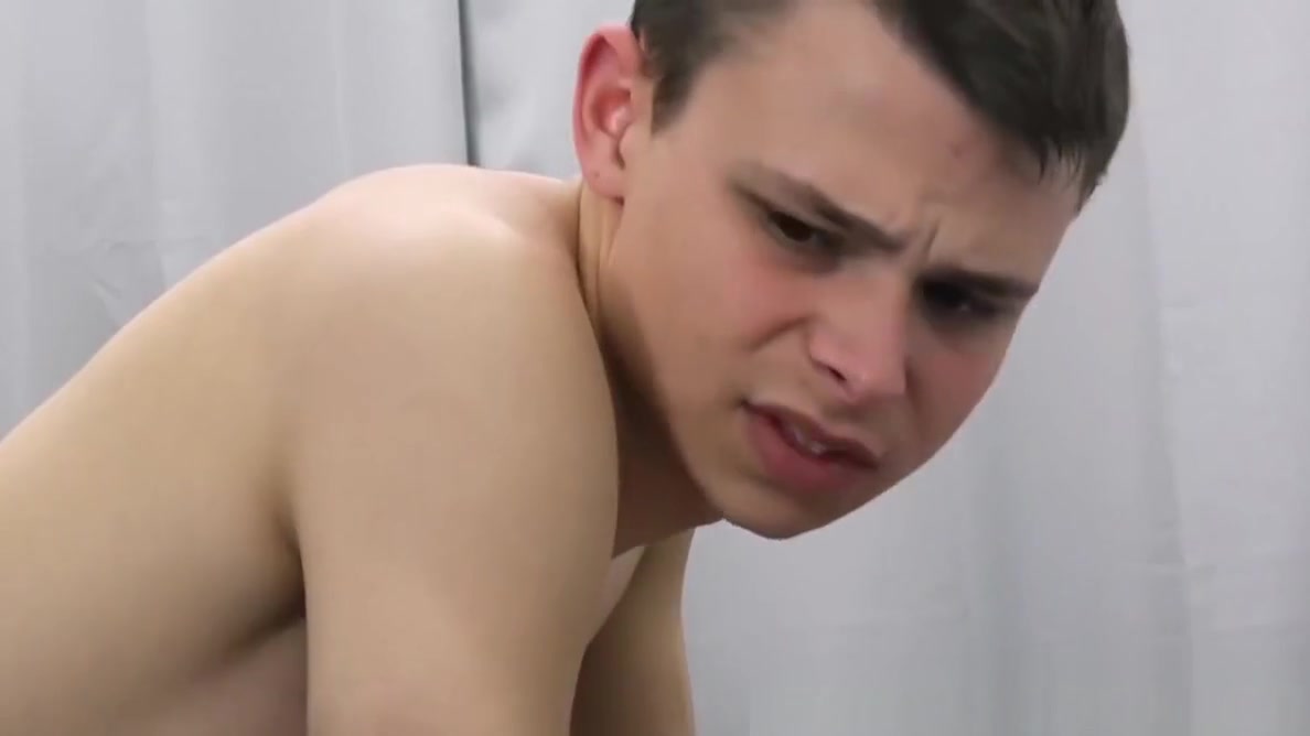 Big cocked doctor barebacking and creaming twinks asshole
