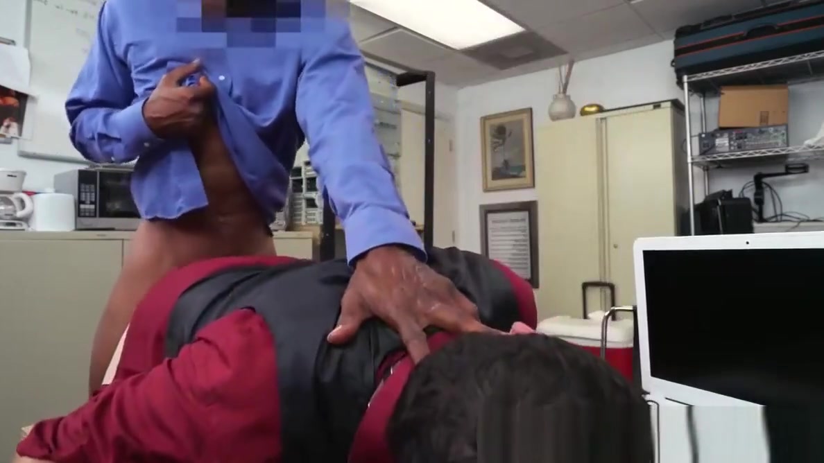 Young interracial auditdonor POV facialized