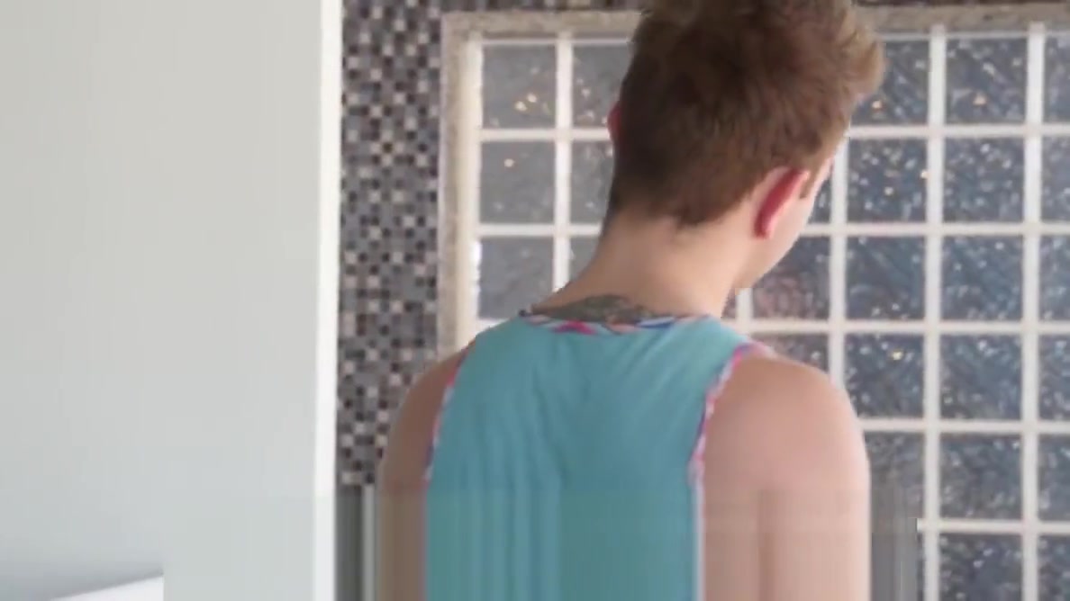ShowerBait Shower fuck with Timothy Drake & Aiden Ward