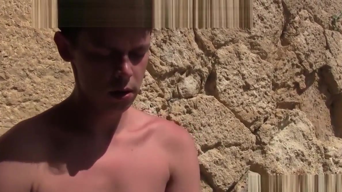 Raunchy twink gets an unforgettable handjob outdoors in POV