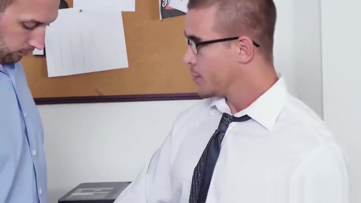 Coworkers are having a wild gay threesome at the office