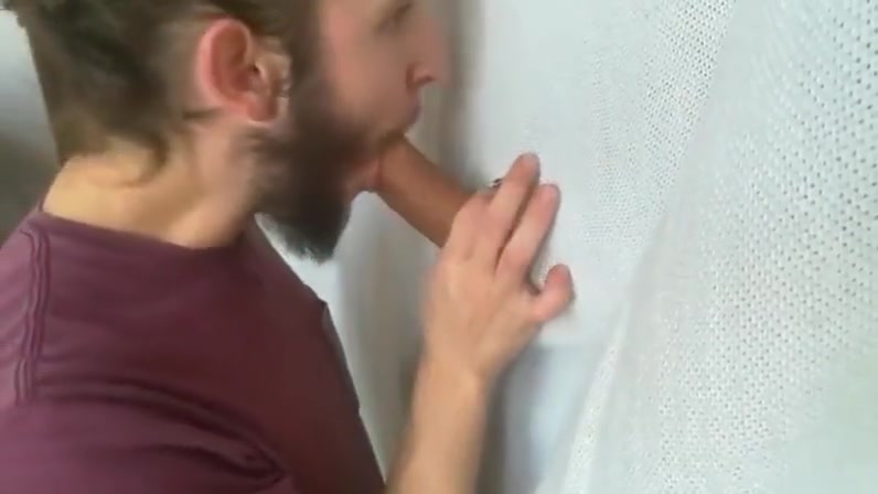 Gay Blowjob Through Gloryhole