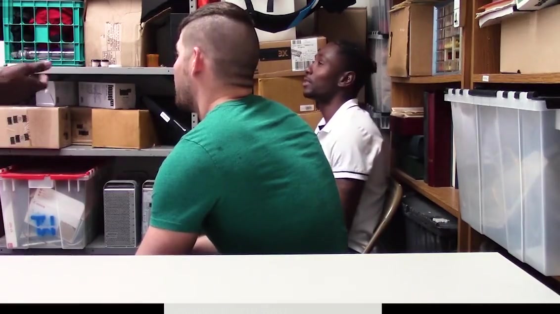 YoungPerps - Shoplifter Gets fucked by Hung Guard