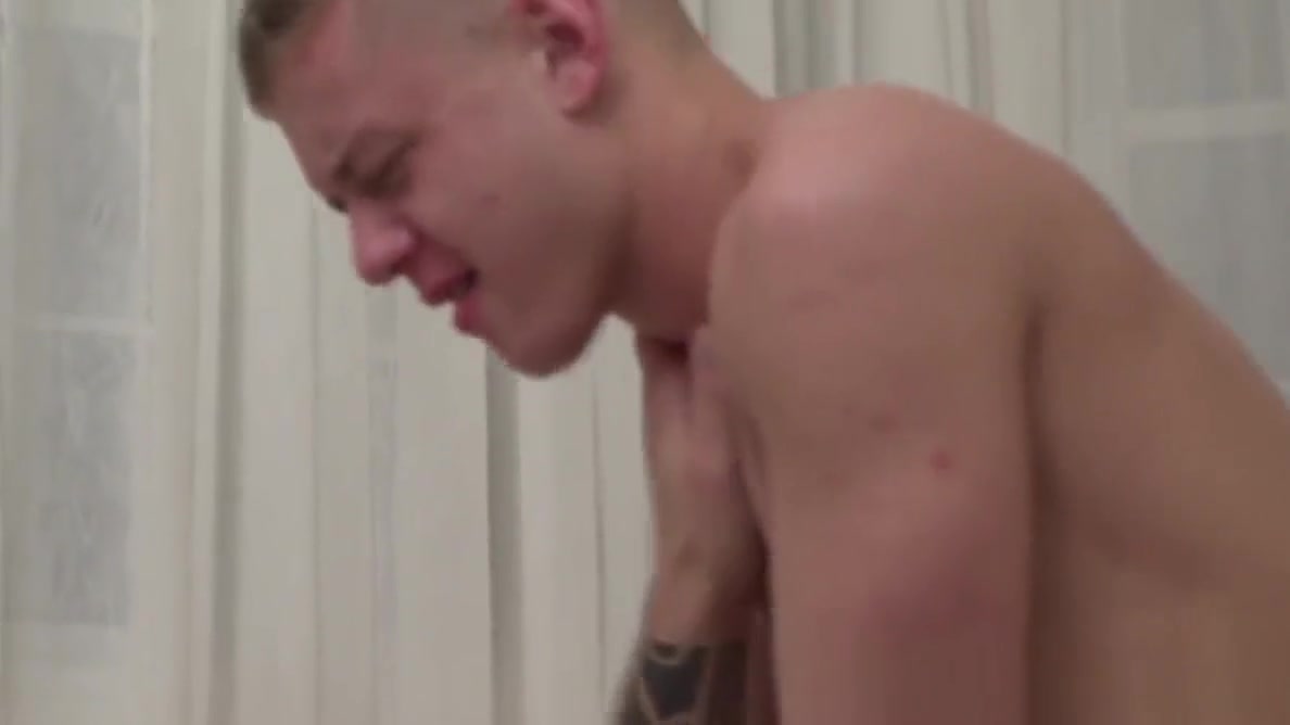 Hunky muscle doctor anally stretching tight patient