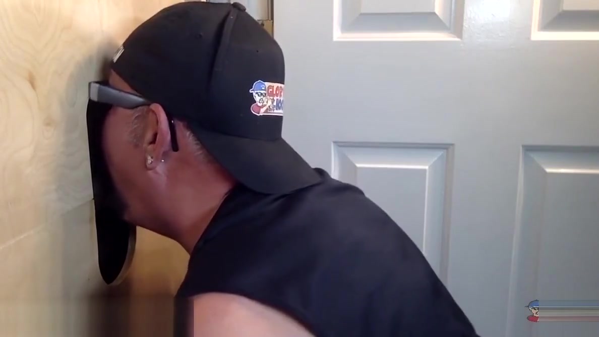 Horny Construction Guy At My Gloryhole